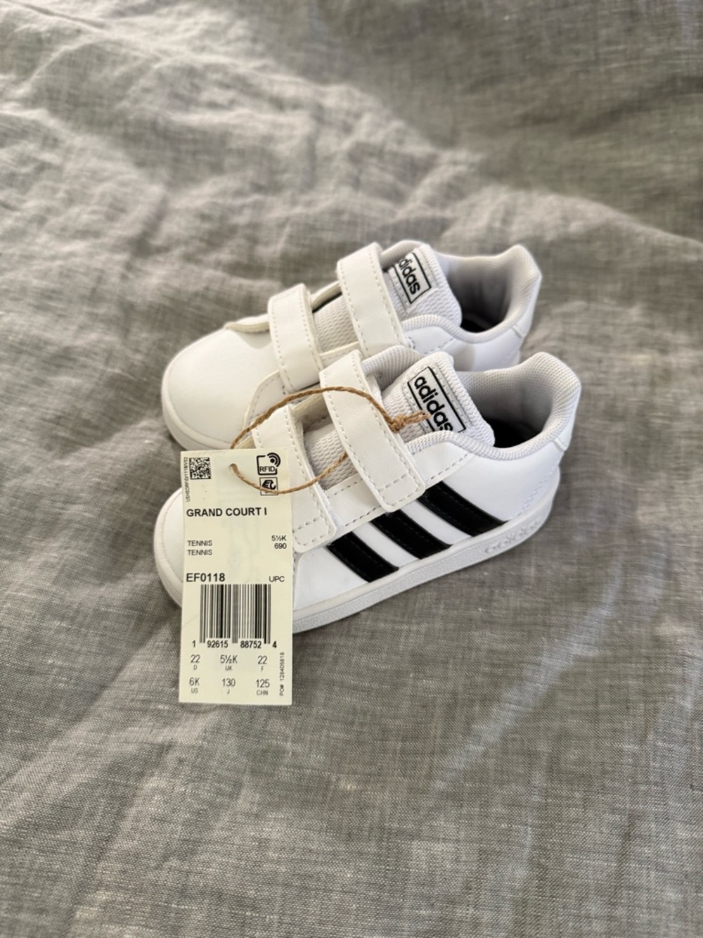 NWT adidas size 6 baby/toddler shoes